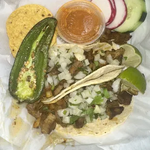 2 carne (steak) tacos