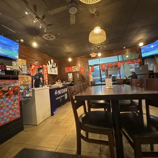 Quaint little spot in Fountain valley, good atmosphere not loud at all and music in the background at good volume.