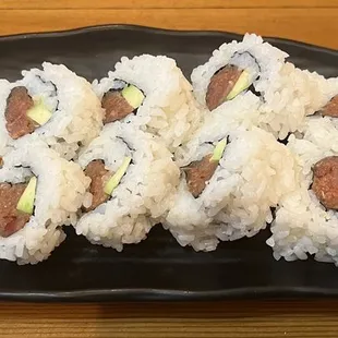 spicy tuna roll