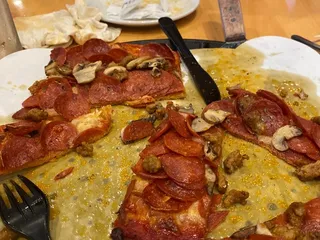 Massey's Pizza Sports Bar & Wings