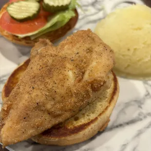 Chicken sandwich that was very plane. Instant mashed potatoes.