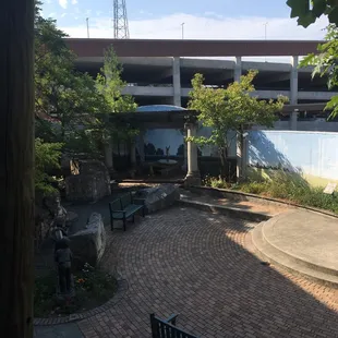 Nice outdoor area.  I hope they use this for programs.