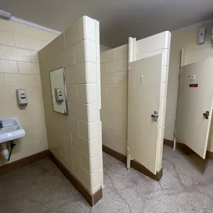 Bathrooms 4/2022