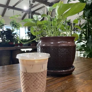 Brown Sugar Oatmilk Latte