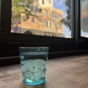How cute are these cups for the kiddos!