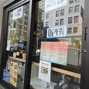 Pamdemic friendly ordering window