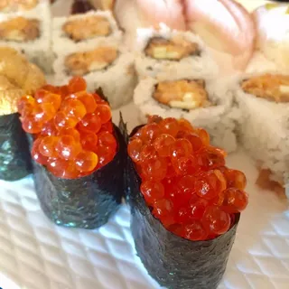 Salmon Egg Sushi