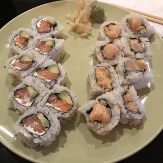 Spicy Scallop Roll Hand Roll