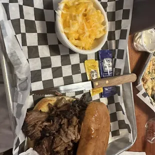 Brisket Sandwich w/ Mac and Cheese