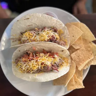 two tacos on a plate