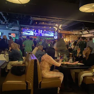Main bar