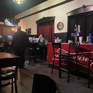 Back bar