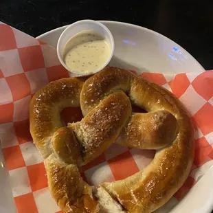 Pub Pretzel- so good!