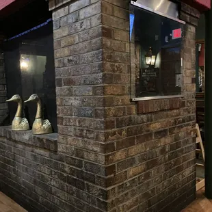 Nice, rustic touches.