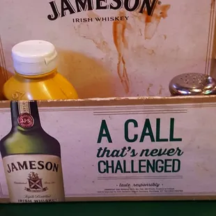 Comdiment holder. Who wants to look at that while eating?