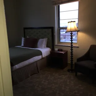 Corner room, 4th floor