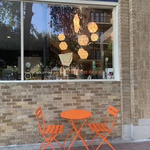 A la Paris outdoor dining only at this time...