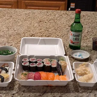 Japanese Omelet Sushi
