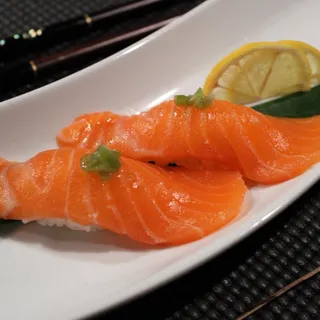 Salmon Sushi