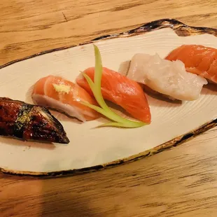 Unagi, 3 different salmon, scallop
