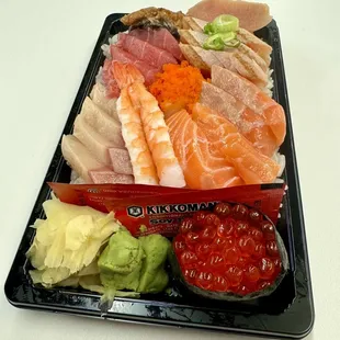 Chirashi + ikura