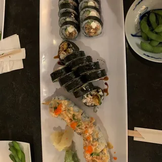 10 Piece salmon Cheese Roll