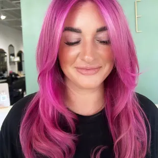 We offer fashion shades with select stylist