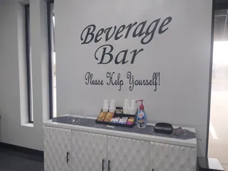 Iconic Salon and Boutique