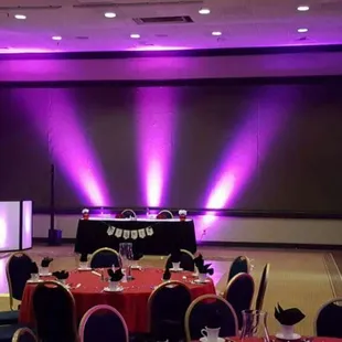 Uplighting behind the head table