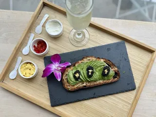 Avotoasty
