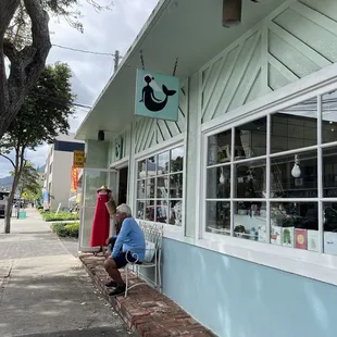 Muse Kailua storefront --when you got to Lokahi Kailua Market stop by this store