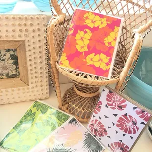 send Aloha 
Cards from Maui Artist