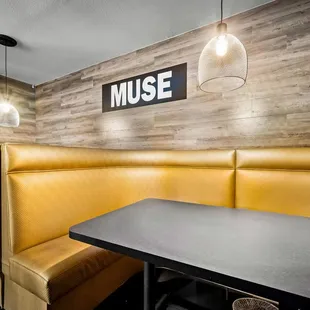 sushi and sashimi, interior