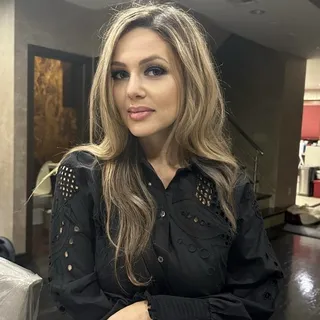 Alina S.