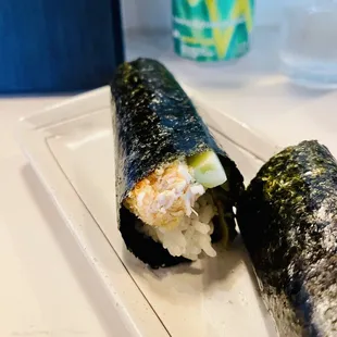 Crab hand roll