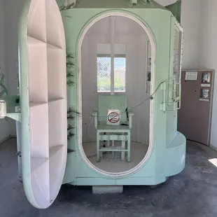 Gas Chamber