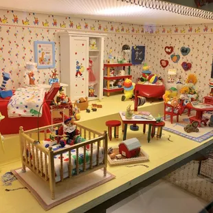 Mini kid's room