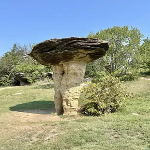 Mushroom Rock State Park