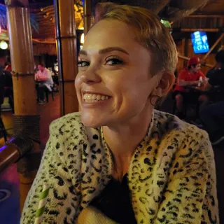 Amy R.