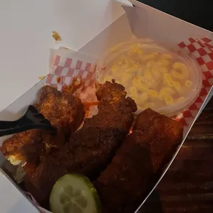 Nashville hot 3 tenders with Mac N Cheese