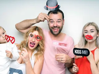 Get Dapper Photo Booths - Los Angeles