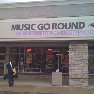 used musical instrument store