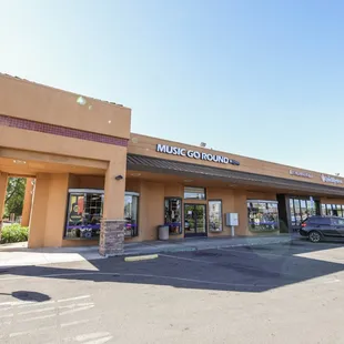 Experts in used gear for over 20 years in our convenient location right behind Delta College.