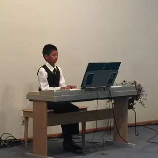 Piano lessons This star played both a classical Buroque song and Bohemian Rhapsody. Lol