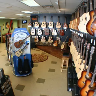 Music Royale is the Columbus area's longest standing independent guitar store!!