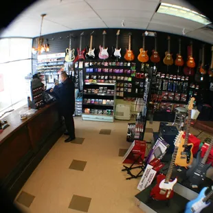 Music Royale is just north of Columbus, Ohio!