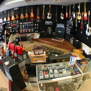 Music Royale is just north of Columbus, Ohio!