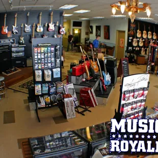 Music Royale interior
3976 Powell Road
(614) 793-2222
www.musicroyale.com
