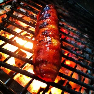 Music icons Kitchen- the Mississippi Lady (Bacon wrapped beef dog)