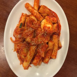 32. Spicy Stir-Fried Pork with Kimchi